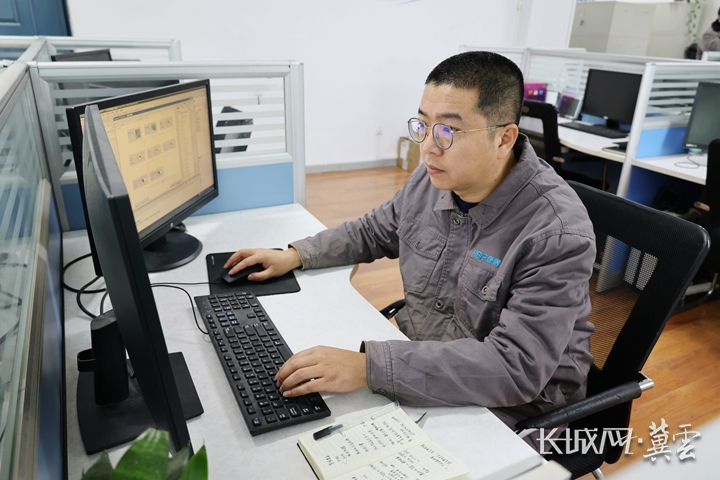 河钢职工荣获第18届模拟炼钢挑战赛世界总决赛冠军(图1)